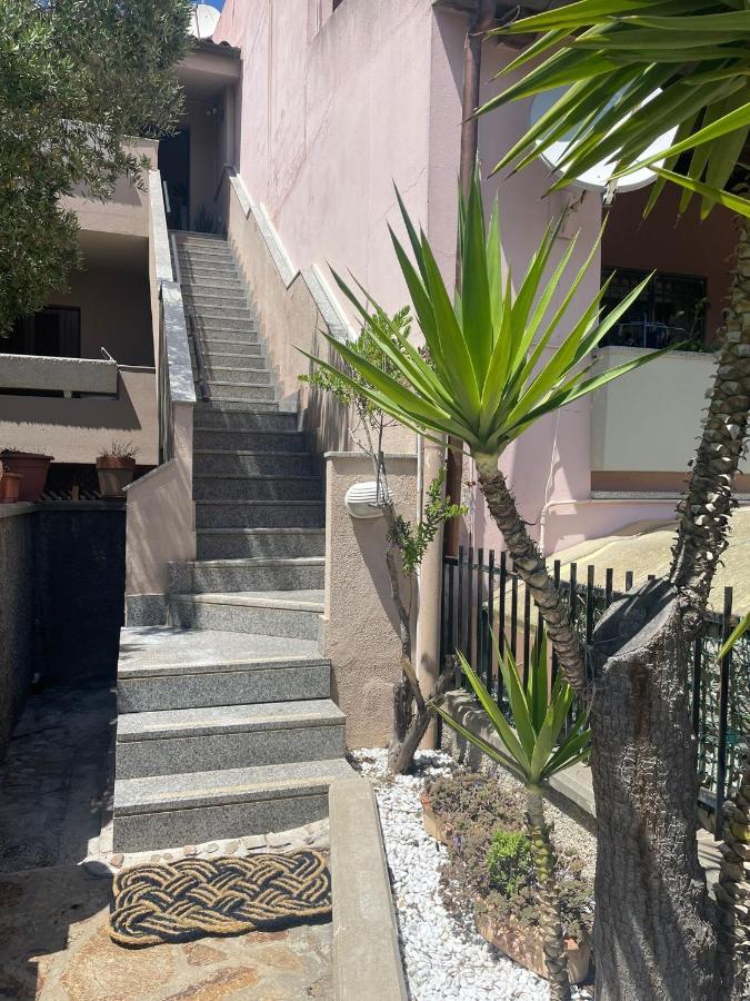 Apartment Civico35 Olbia Bagian luar foto