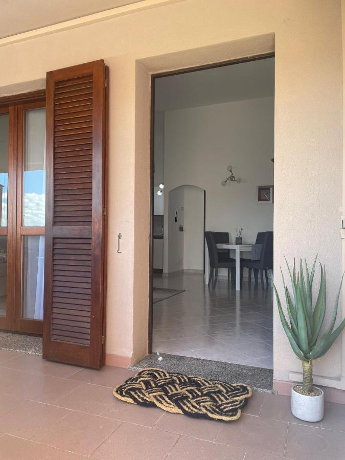 Apartment Civico35 Olbia Bagian luar foto