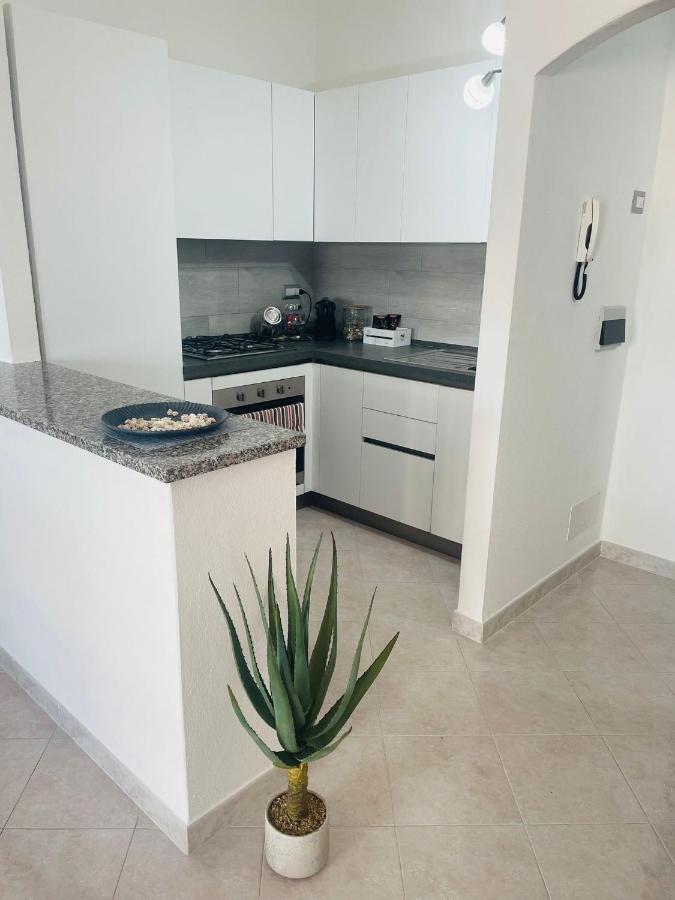 Apartment Civico35 Olbia Bagian luar foto